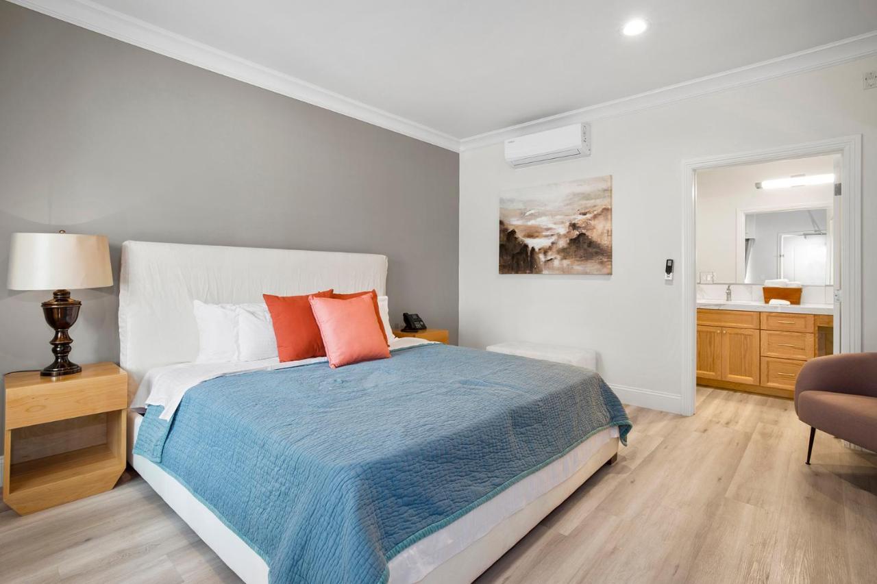Hotel Huntington Duarte エクステリア 写真