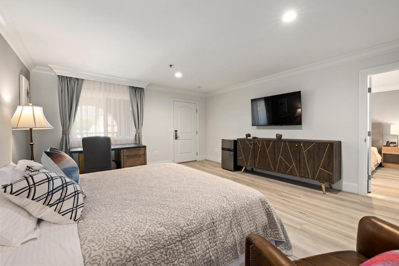 Hotel Huntington Duarte エクステリア 写真