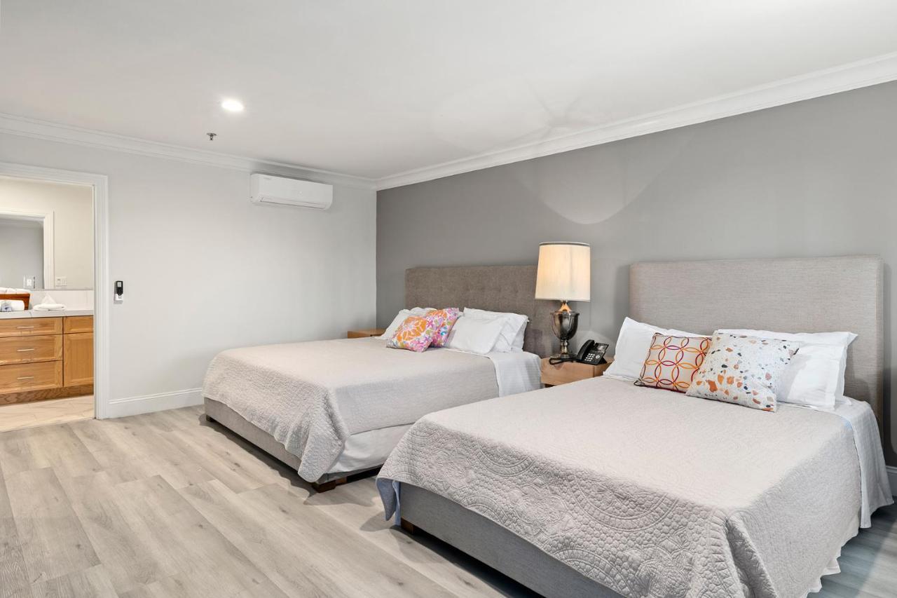 Hotel Huntington Duarte エクステリア 写真